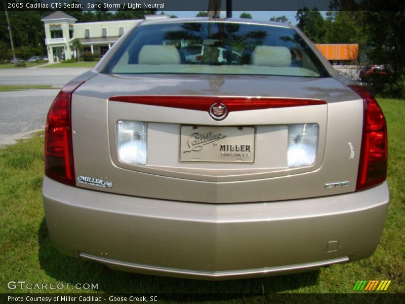 Sand Storm / Light Neutral 2005 Cadillac CTS Sedan