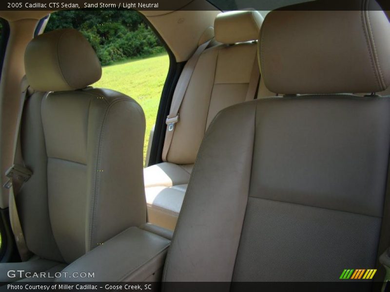 Sand Storm / Light Neutral 2005 Cadillac CTS Sedan
