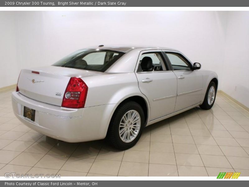 Bright Silver Metallic / Dark Slate Gray 2009 Chrysler 300 Touring