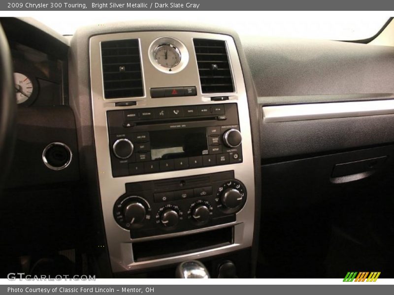 Bright Silver Metallic / Dark Slate Gray 2009 Chrysler 300 Touring