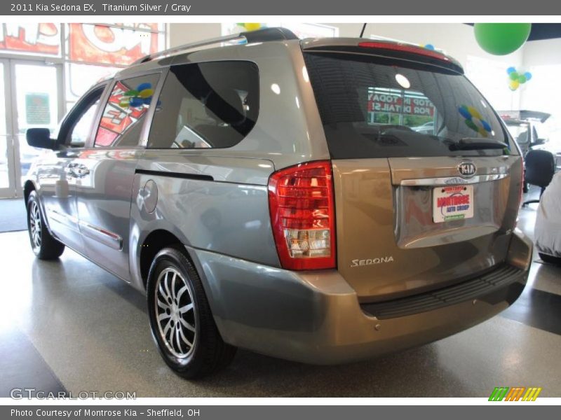 Titanium Silver / Gray 2011 Kia Sedona EX