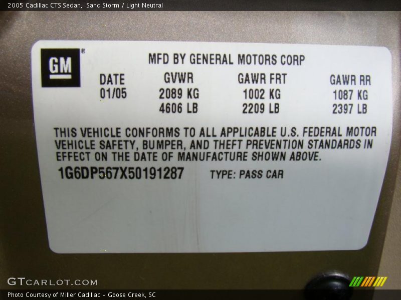 Sand Storm / Light Neutral 2005 Cadillac CTS Sedan