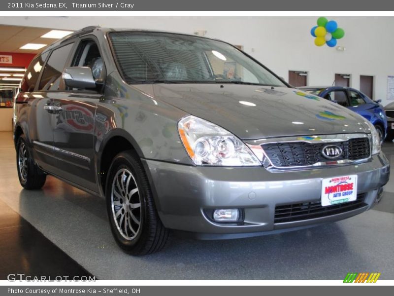 Titanium Silver / Gray 2011 Kia Sedona EX