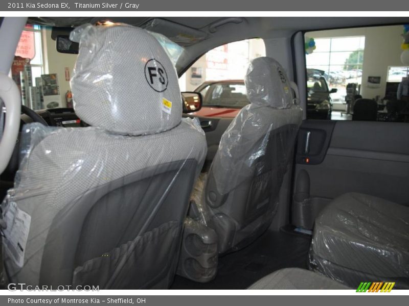 Titanium Silver / Gray 2011 Kia Sedona EX
