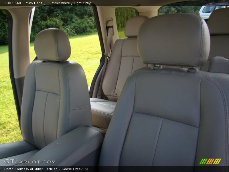 Summit White / Light Gray 2007 GMC Envoy Denali