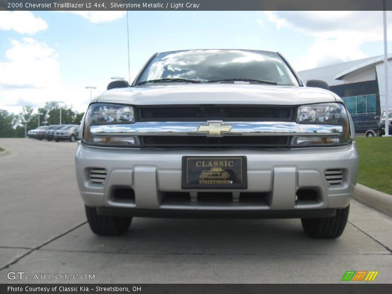 Silverstone Metallic / Light Gray 2006 Chevrolet TrailBlazer LS 4x4