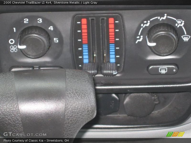 Silverstone Metallic / Light Gray 2006 Chevrolet TrailBlazer LS 4x4