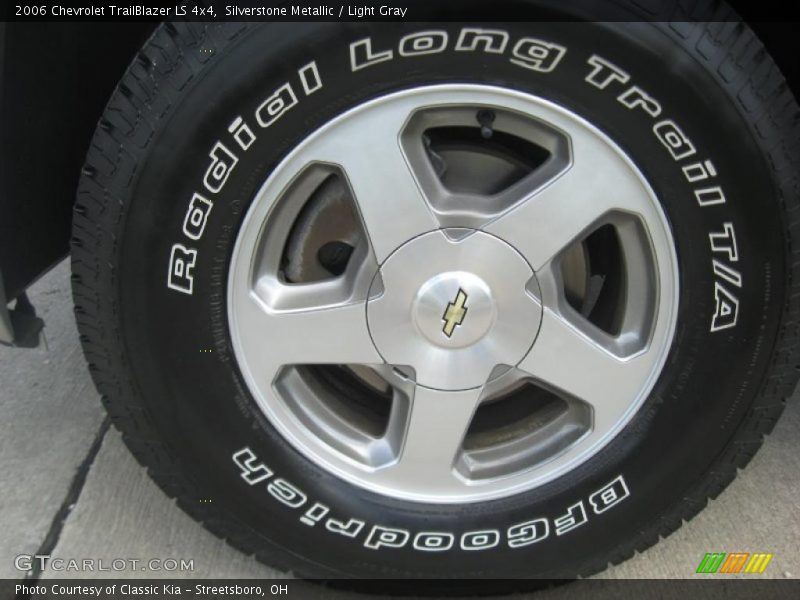 Silverstone Metallic / Light Gray 2006 Chevrolet TrailBlazer LS 4x4