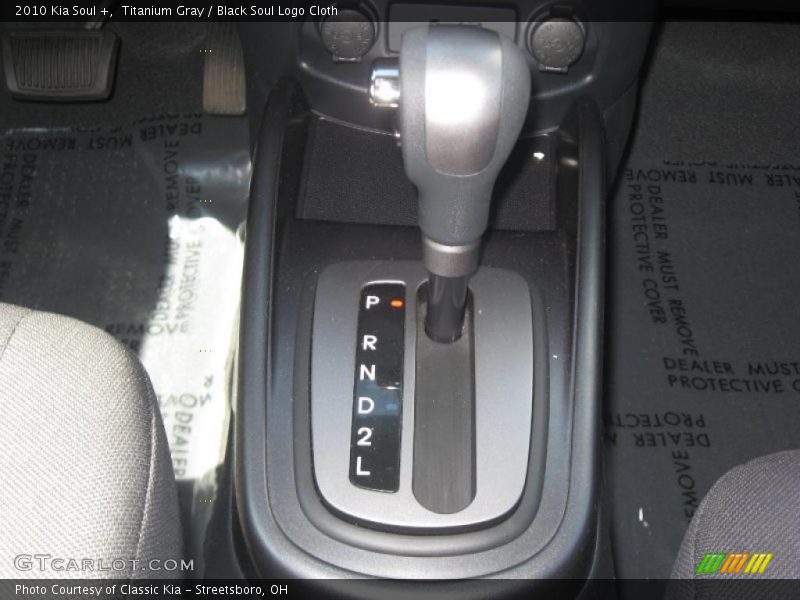 Titanium Gray / Black Soul Logo Cloth 2010 Kia Soul +