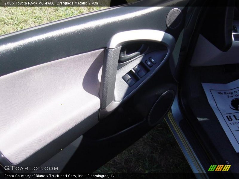 Everglade Metallic / Ash 2006 Toyota RAV4 V6 4WD