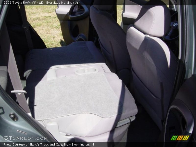 Everglade Metallic / Ash 2006 Toyota RAV4 V6 4WD