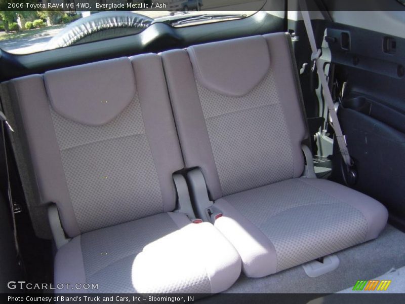 Everglade Metallic / Ash 2006 Toyota RAV4 V6 4WD