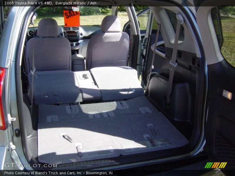 Everglade Metallic / Ash 2006 Toyota RAV4 V6 4WD