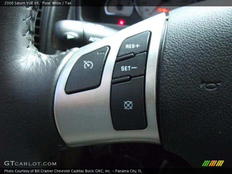 Polar White / Tan 2006 Saturn VUE V6