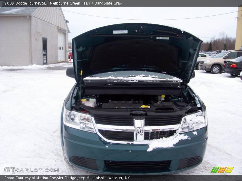 Melbourne Green Pearl / Dark Slate Gray 2009 Dodge Journey SE