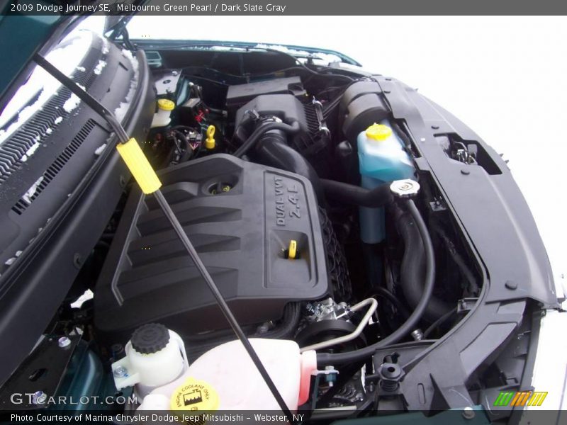 Melbourne Green Pearl / Dark Slate Gray 2009 Dodge Journey SE