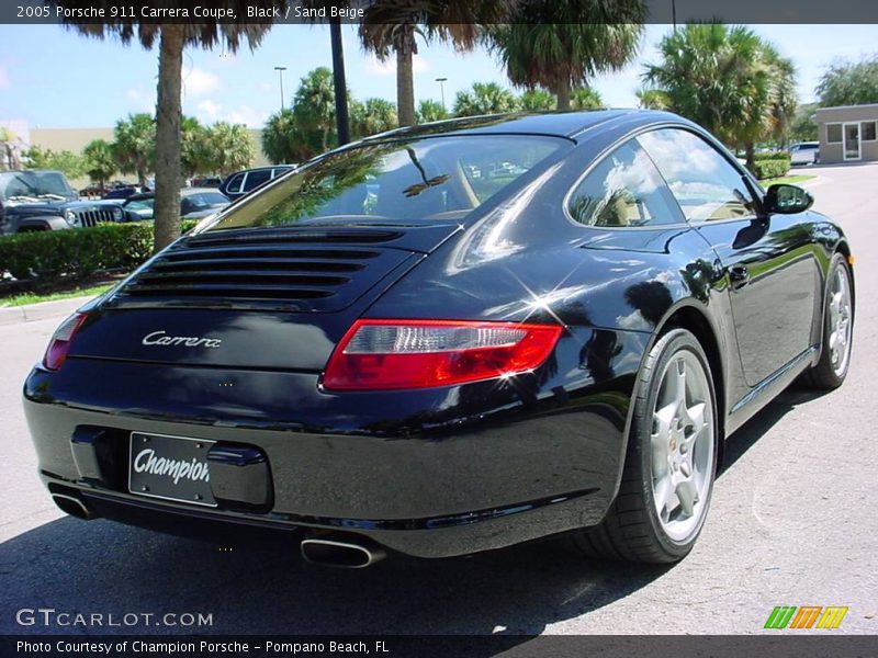 Black / Sand Beige 2005 Porsche 911 Carrera Coupe