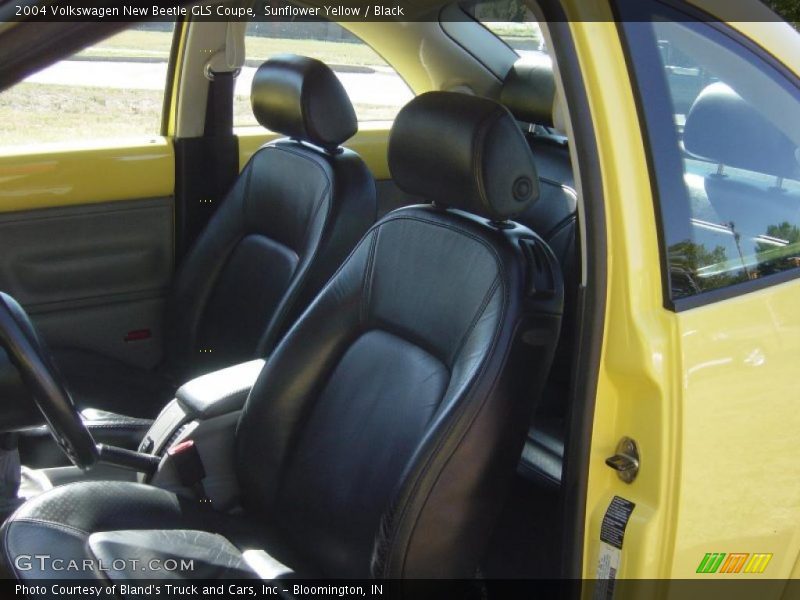 Sunflower Yellow / Black 2004 Volkswagen New Beetle GLS Coupe