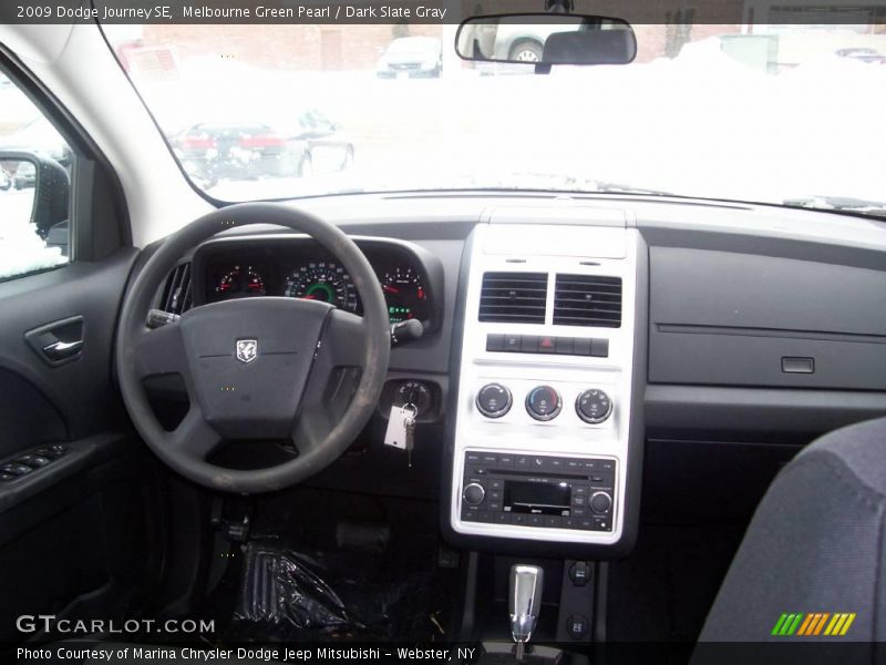 Melbourne Green Pearl / Dark Slate Gray 2009 Dodge Journey SE