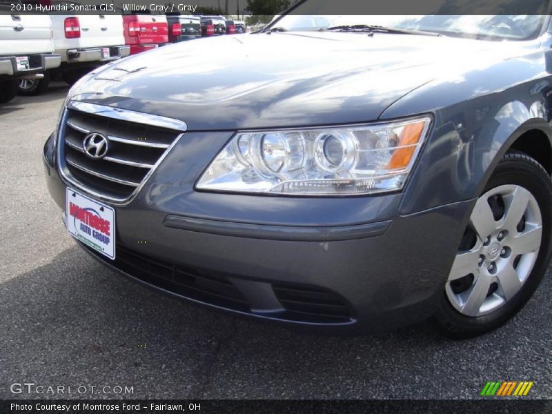 Willow Gray / Gray 2010 Hyundai Sonata GLS