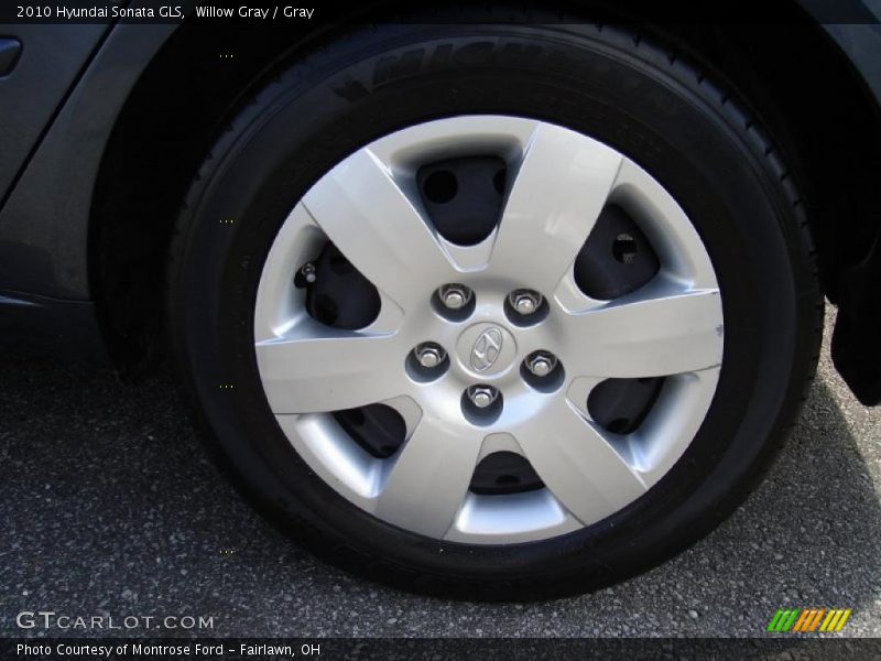 Willow Gray / Gray 2010 Hyundai Sonata GLS