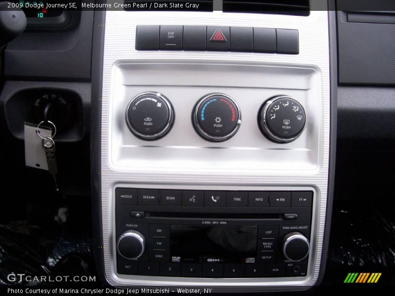 Melbourne Green Pearl / Dark Slate Gray 2009 Dodge Journey SE