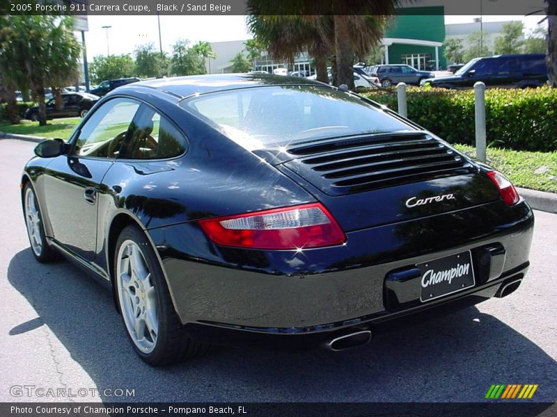 Black / Sand Beige 2005 Porsche 911 Carrera Coupe