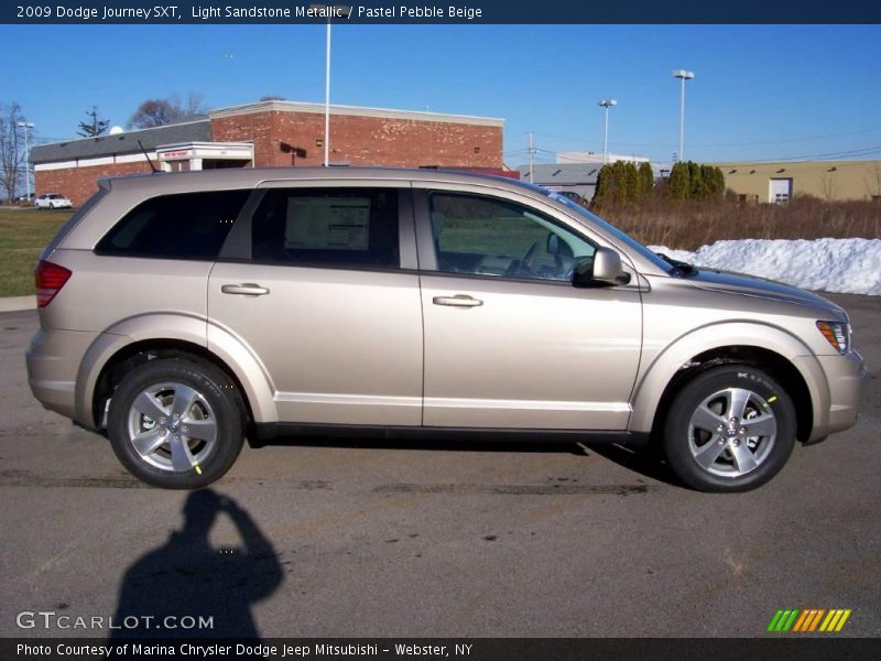 Light Sandstone Metallic / Pastel Pebble Beige 2009 Dodge Journey SXT