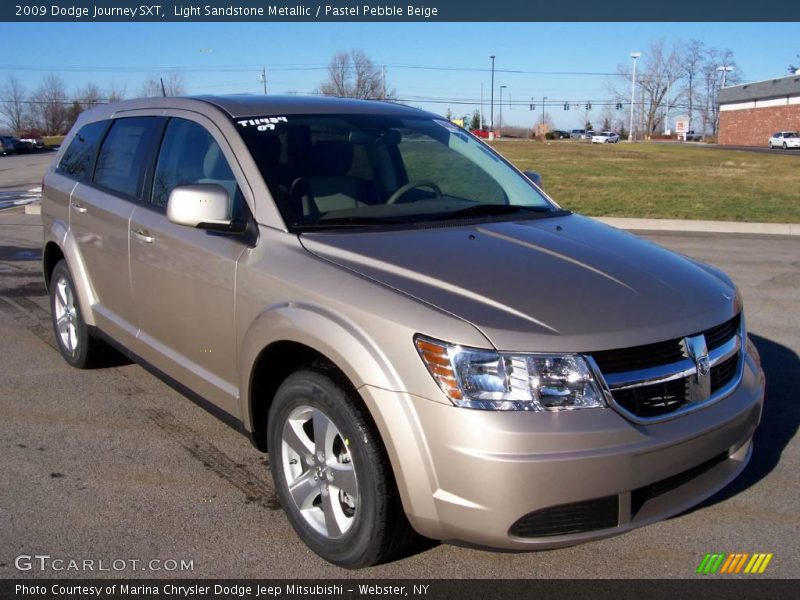 Light Sandstone Metallic / Pastel Pebble Beige 2009 Dodge Journey SXT