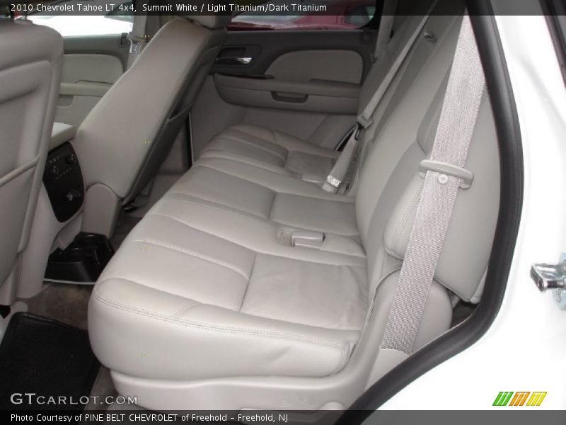 Summit White / Light Titanium/Dark Titanium 2010 Chevrolet Tahoe LT 4x4