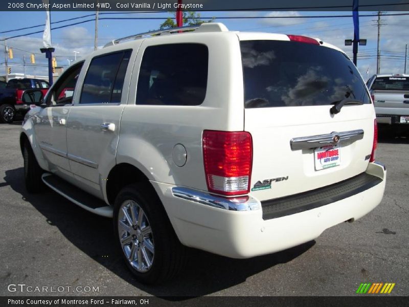 Cool Vanilla / Light Graystone 2008 Chrysler Aspen Limited 4WD