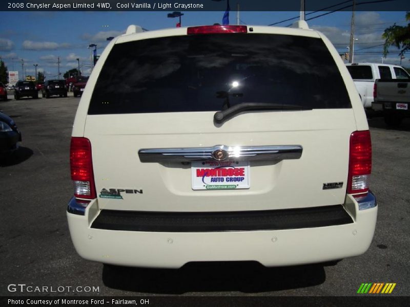 Cool Vanilla / Light Graystone 2008 Chrysler Aspen Limited 4WD