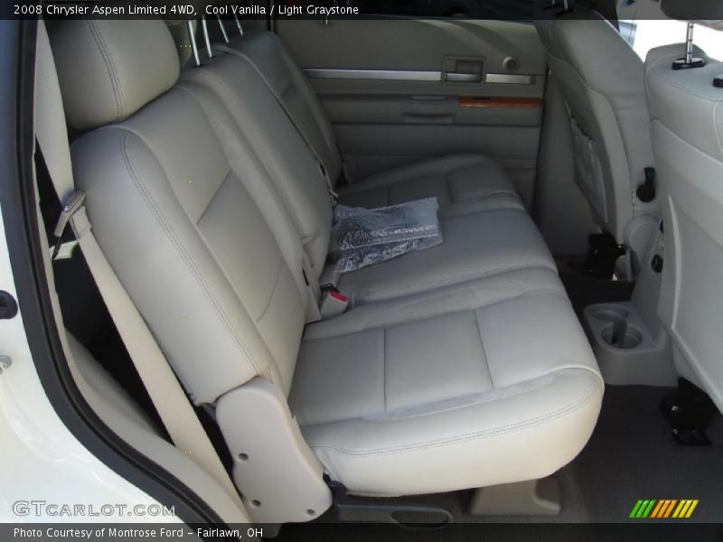 Cool Vanilla / Light Graystone 2008 Chrysler Aspen Limited 4WD