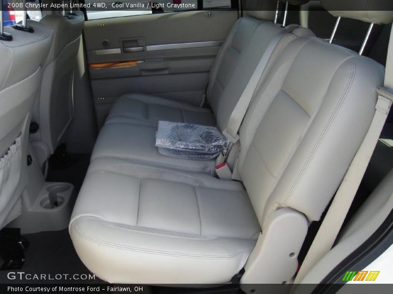 Cool Vanilla / Light Graystone 2008 Chrysler Aspen Limited 4WD