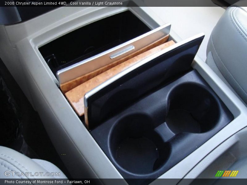 Cool Vanilla / Light Graystone 2008 Chrysler Aspen Limited 4WD