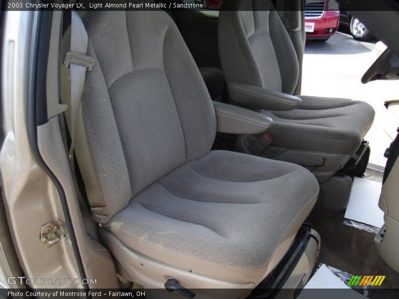 Light Almond Pearl Metallic / Sandstone 2003 Chrysler Voyager LX
