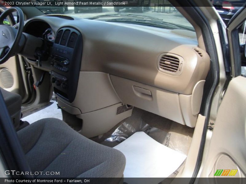 Light Almond Pearl Metallic / Sandstone 2003 Chrysler Voyager LX
