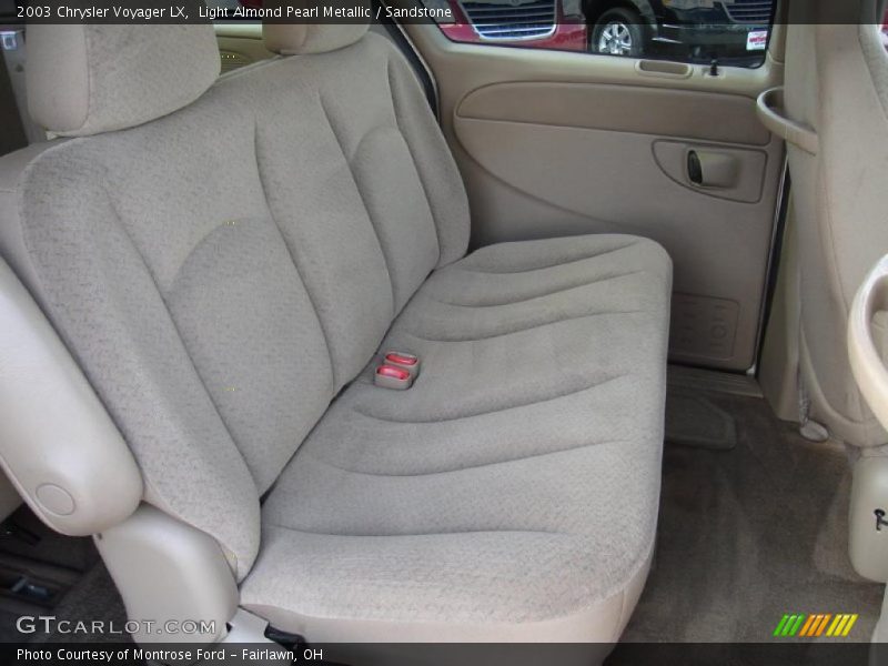 Light Almond Pearl Metallic / Sandstone 2003 Chrysler Voyager LX