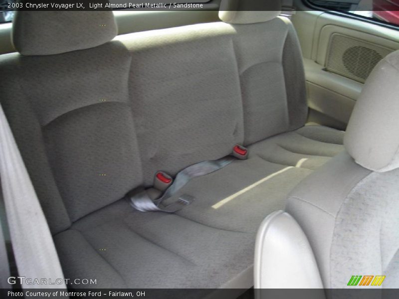Light Almond Pearl Metallic / Sandstone 2003 Chrysler Voyager LX