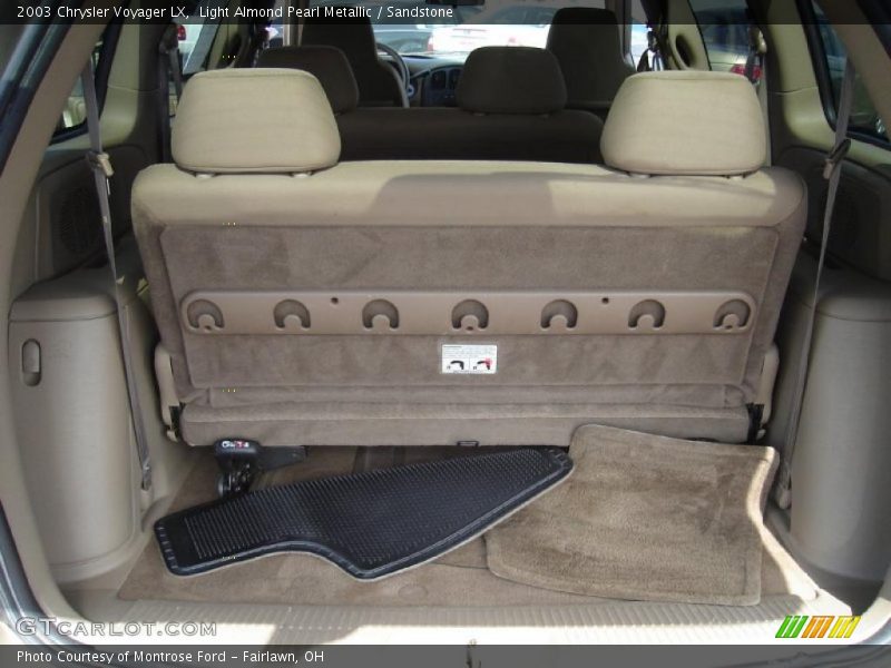 Light Almond Pearl Metallic / Sandstone 2003 Chrysler Voyager LX