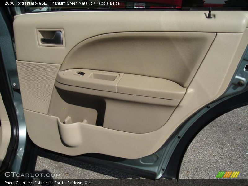 Titanium Green Metallic / Pebble Beige 2006 Ford Freestyle SE