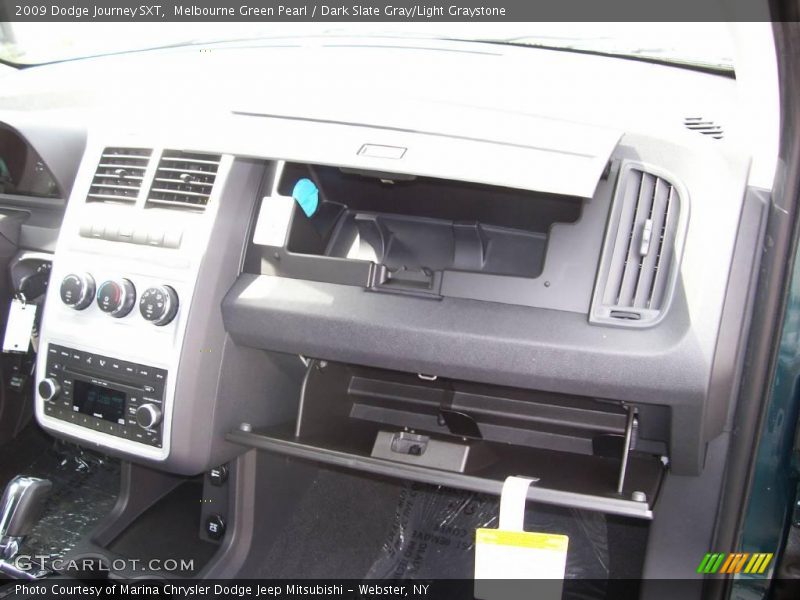 Melbourne Green Pearl / Dark Slate Gray/Light Graystone 2009 Dodge Journey SXT