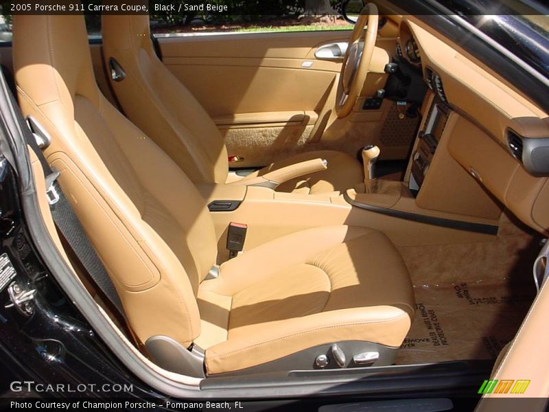 Black / Sand Beige 2005 Porsche 911 Carrera Coupe