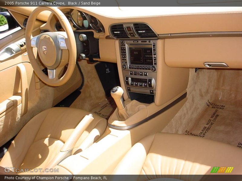 Black / Sand Beige 2005 Porsche 911 Carrera Coupe