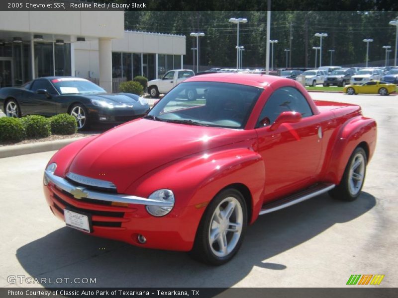 Redline Red / Ebony Black 2005 Chevrolet SSR