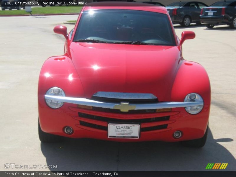 Redline Red / Ebony Black 2005 Chevrolet SSR