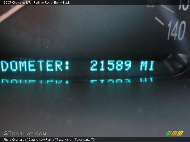 Redline Red / Ebony Black 2005 Chevrolet SSR