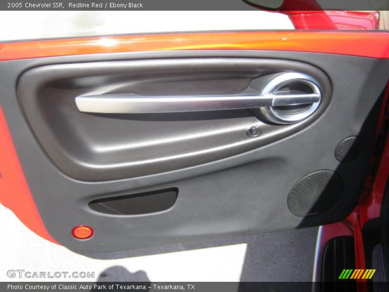 Redline Red / Ebony Black 2005 Chevrolet SSR