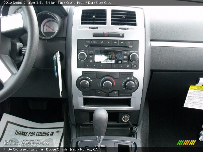 Brilliant Black Crystal Pearl / Dark Slate Gray 2010 Dodge Charger 3.5L