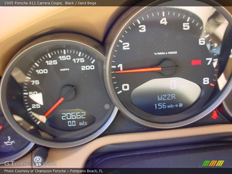 Black / Sand Beige 2005 Porsche 911 Carrera Coupe